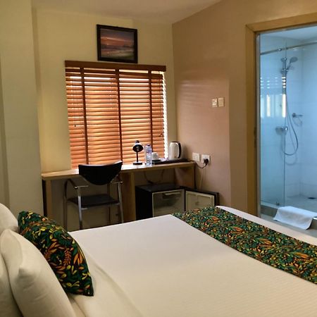 Adis Hotels 伊巴丹 外观 照片
