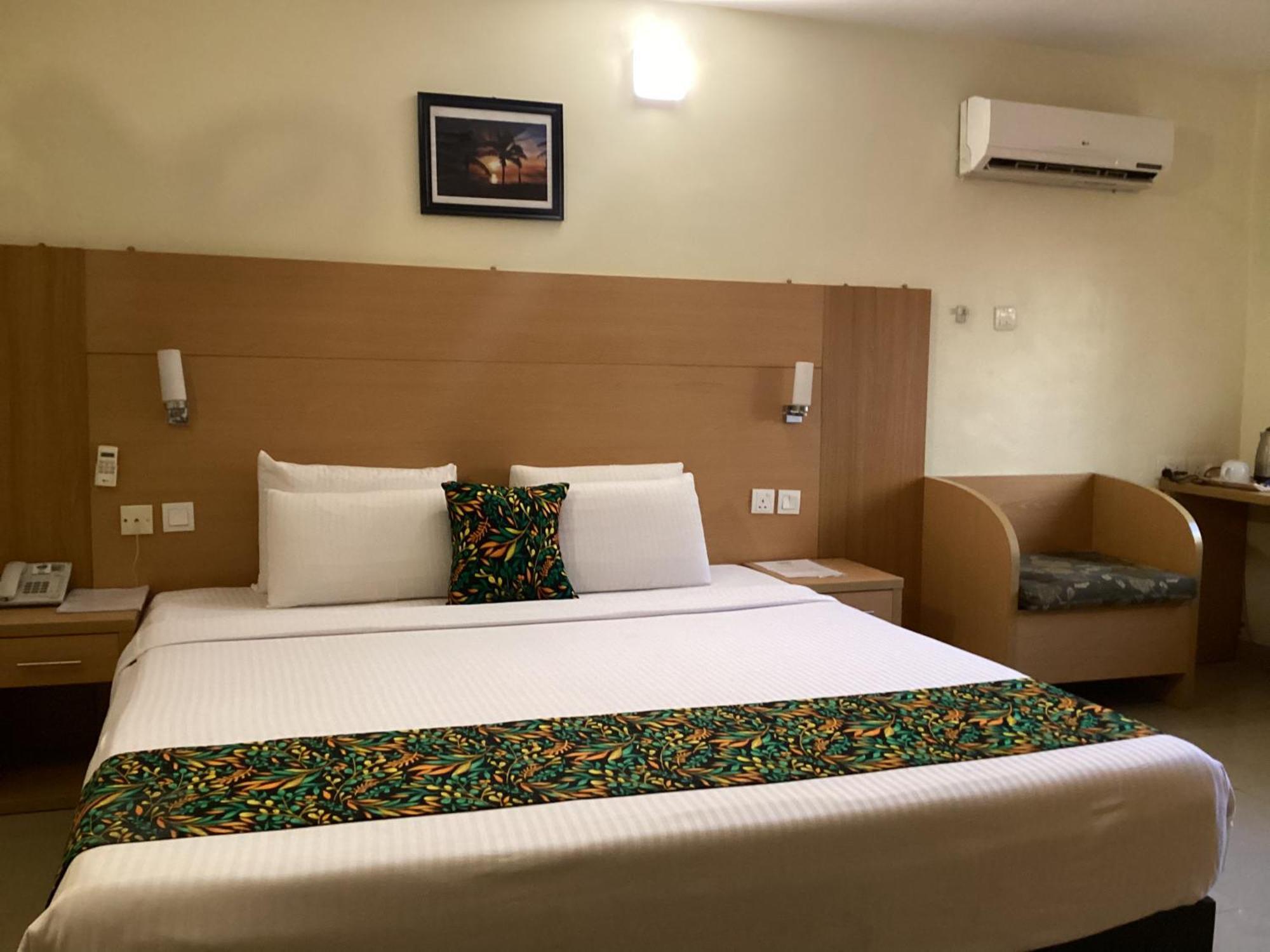Adis Hotels 伊巴丹 外观 照片