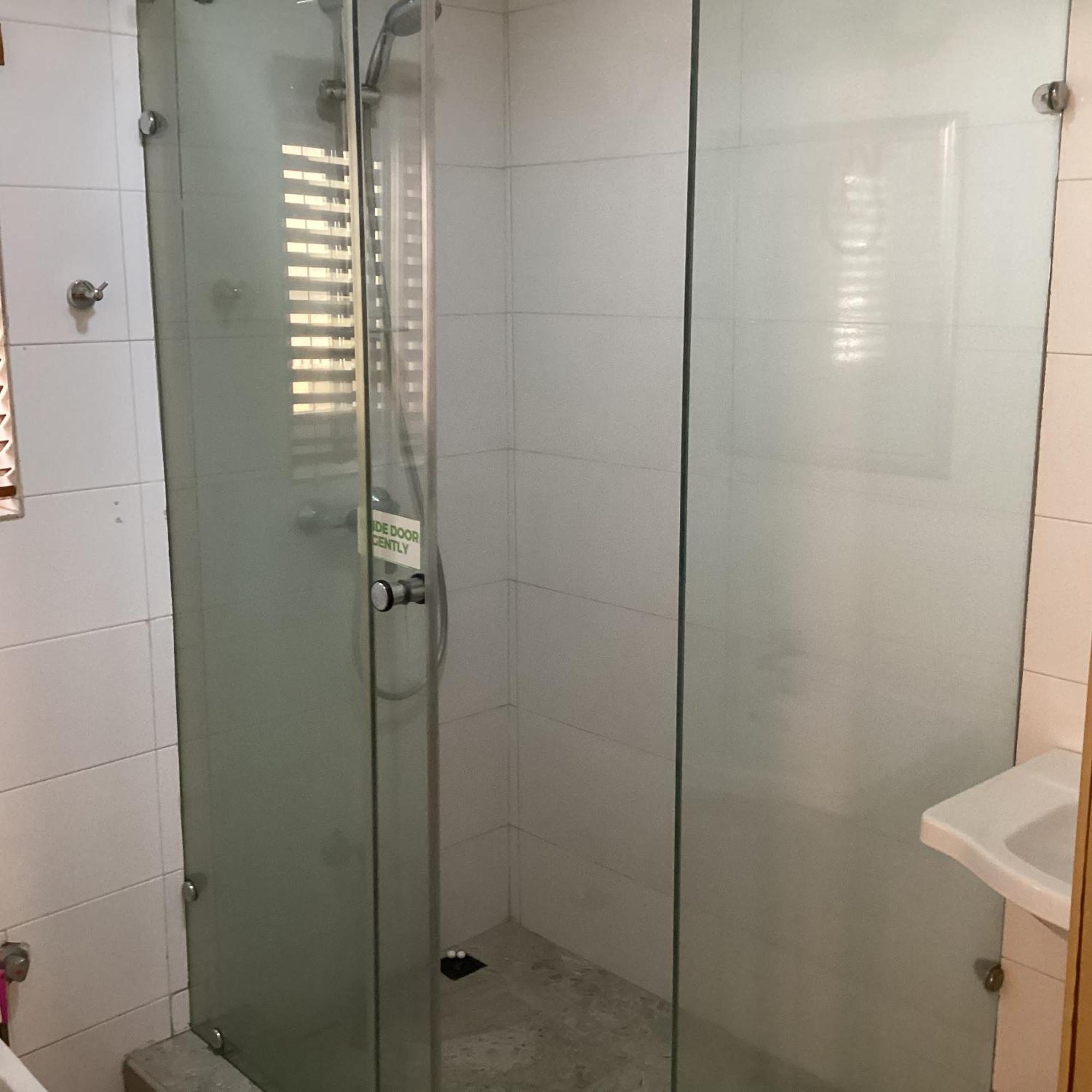 Adis Hotels 伊巴丹 外观 照片